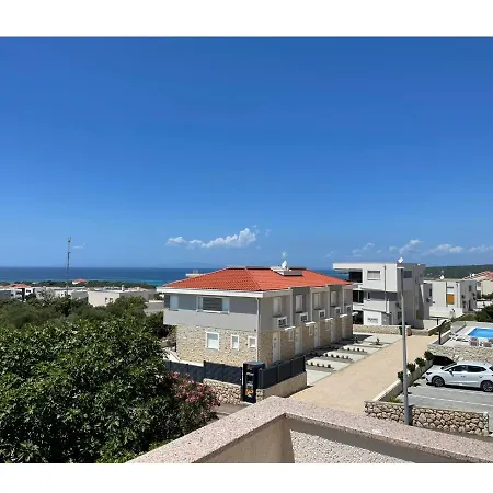 Sun N' Fun Apartments With Pool Novalja Exterior photo