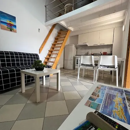 Sun N' Fun Apartments With Pool Novalja Exterior photo